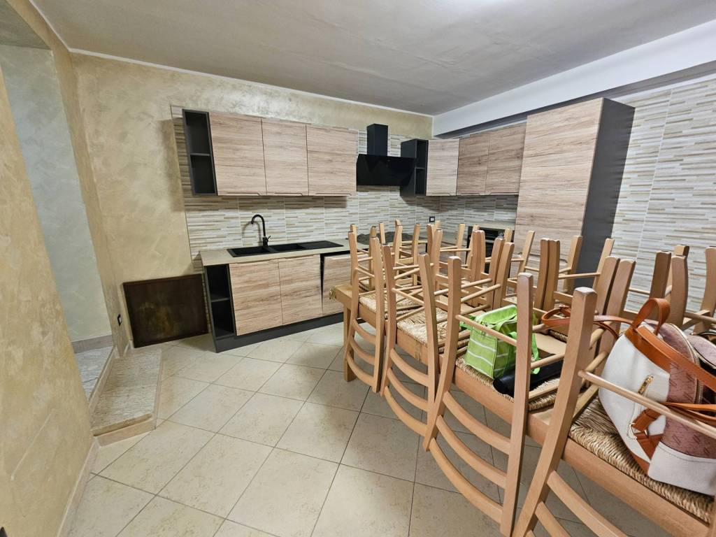 Casa indipendente a Enna in VIA S. MATTEO, 30 - Foto 3