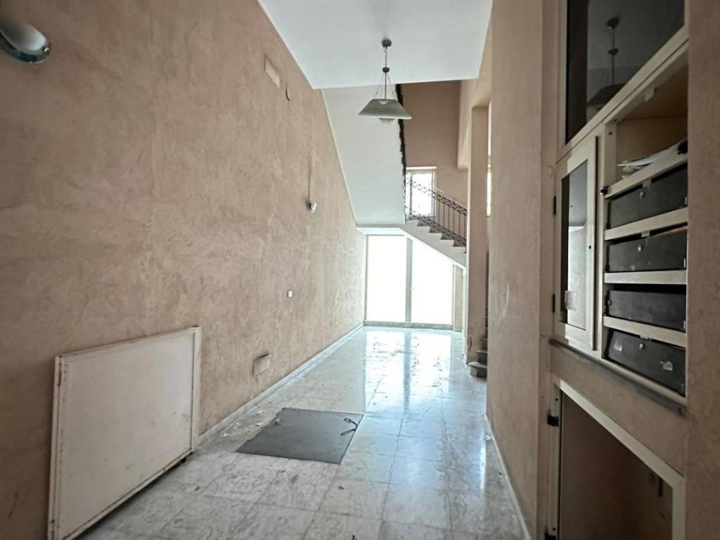 Appartamento a Taranto in Via Regina Elena, 68 - Foto 2