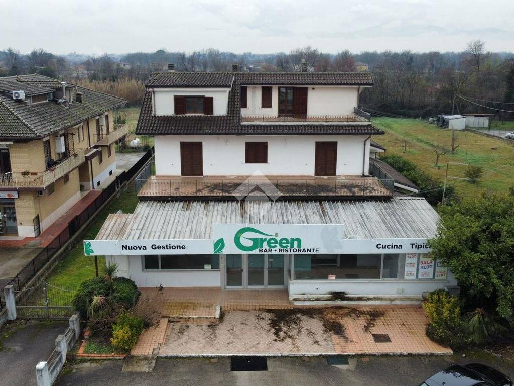 Immobile a Castrocielo in Via SS6, 122 - Foto 2