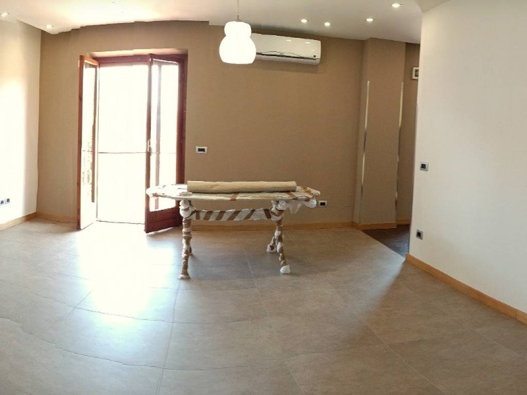 Appartamento a Terracina in Via Pontina - Foto 3