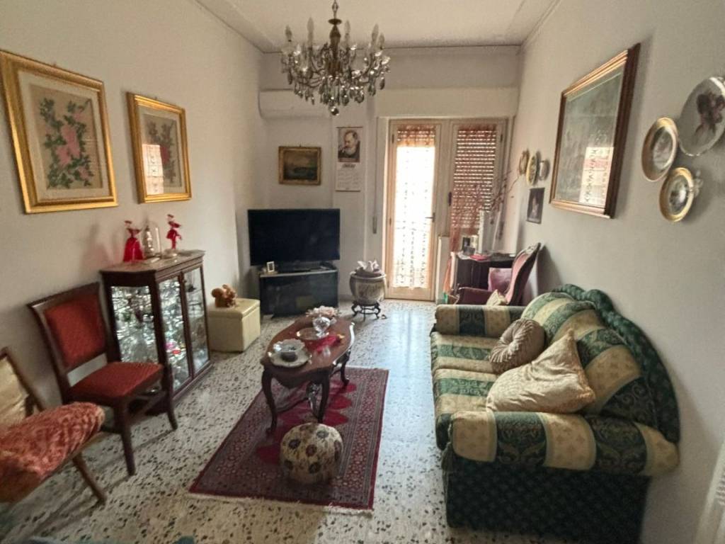 Appartamento a Cosenza in Via Eugenio Francesco Martorelli - Foto 3