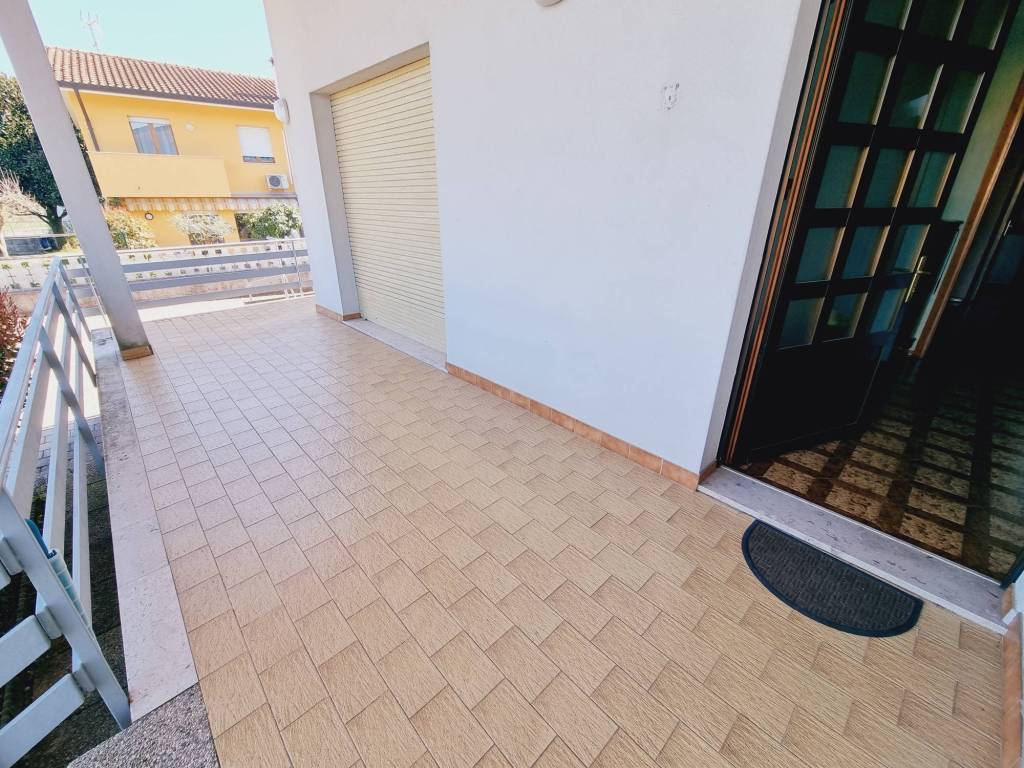 Villa a Tavagnacco in Via Giuseppe Parini, 10 - Foto 4
