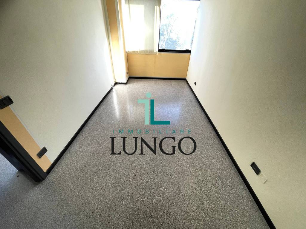 Immobile a Latina in Viale Pier Luigi Nervi, 186 - Foto 2