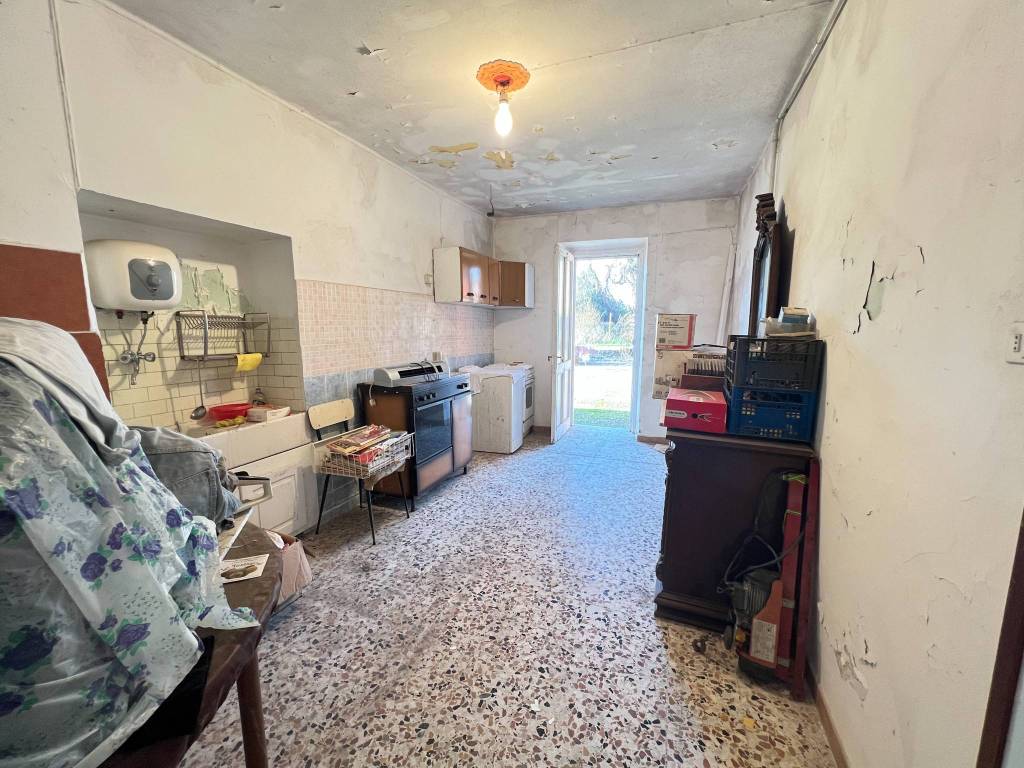 Casa indipendente a Crescentino in Strada Porzioni 1/Bis - Foto 4