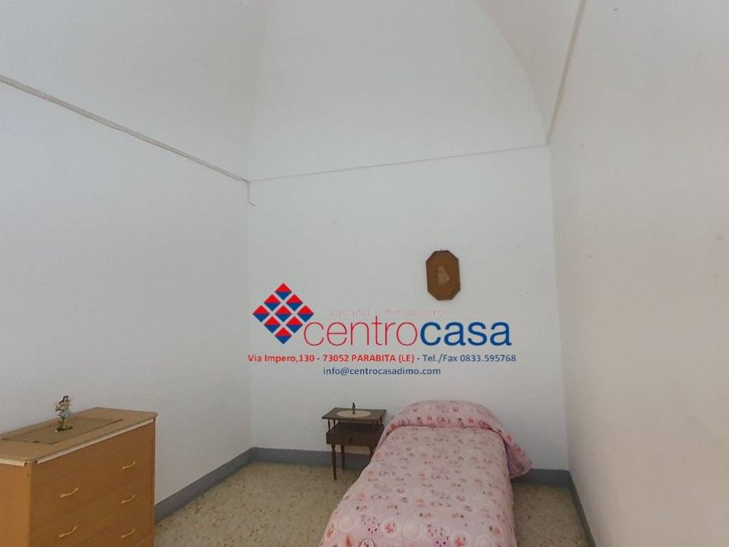 Appartamento a Parabita in Via Berta - Foto 4