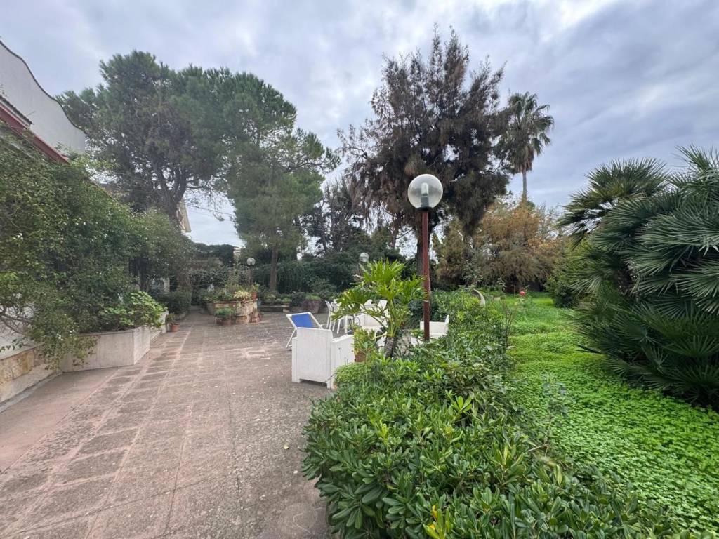 Villa a Leporano in VIA FIORONI, 2 - Foto 3