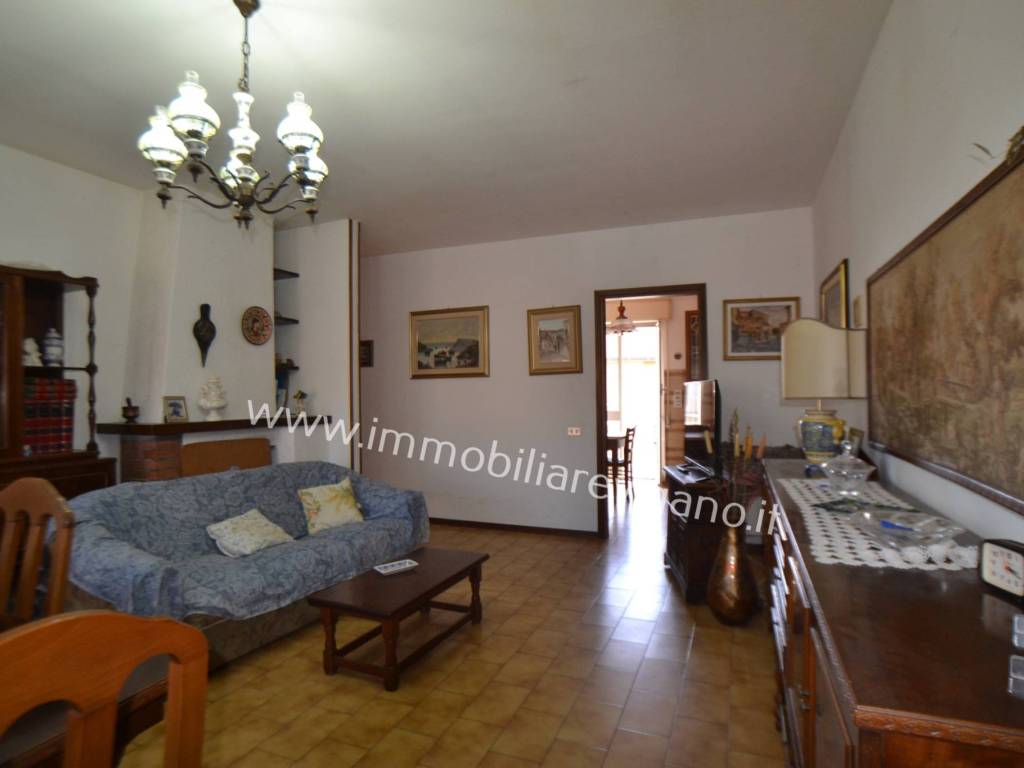 Appartamento a Orbetello in Via Padre Ugo Martino, 5 - Foto 4