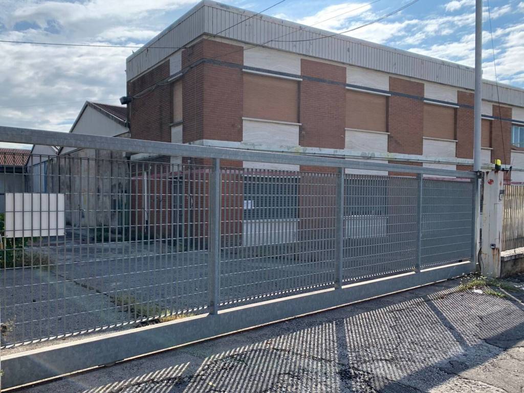 Immobile a Sommacampagna in Via dell'Industria, 7 - Foto 5