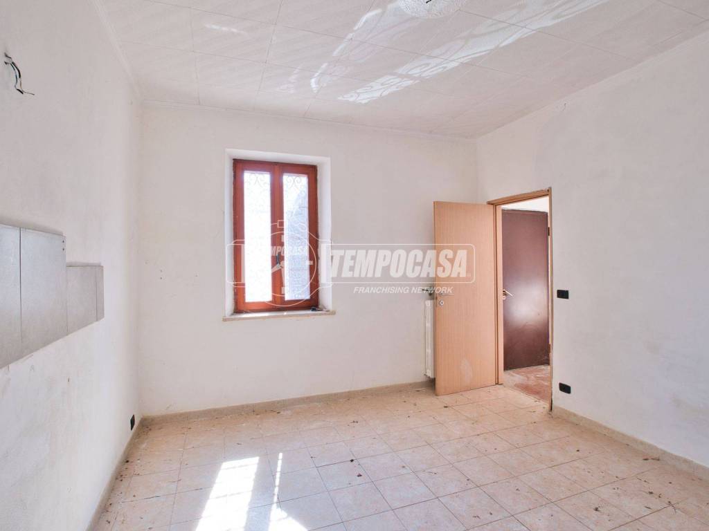 Appartamento a Caresana in Via Piave - Foto 4