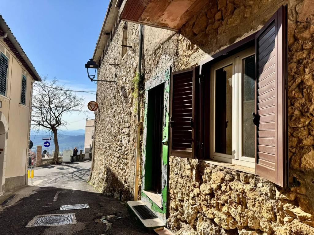 Appartamento a Mompeo in Via Giuseppe Garibaldi - Foto 4