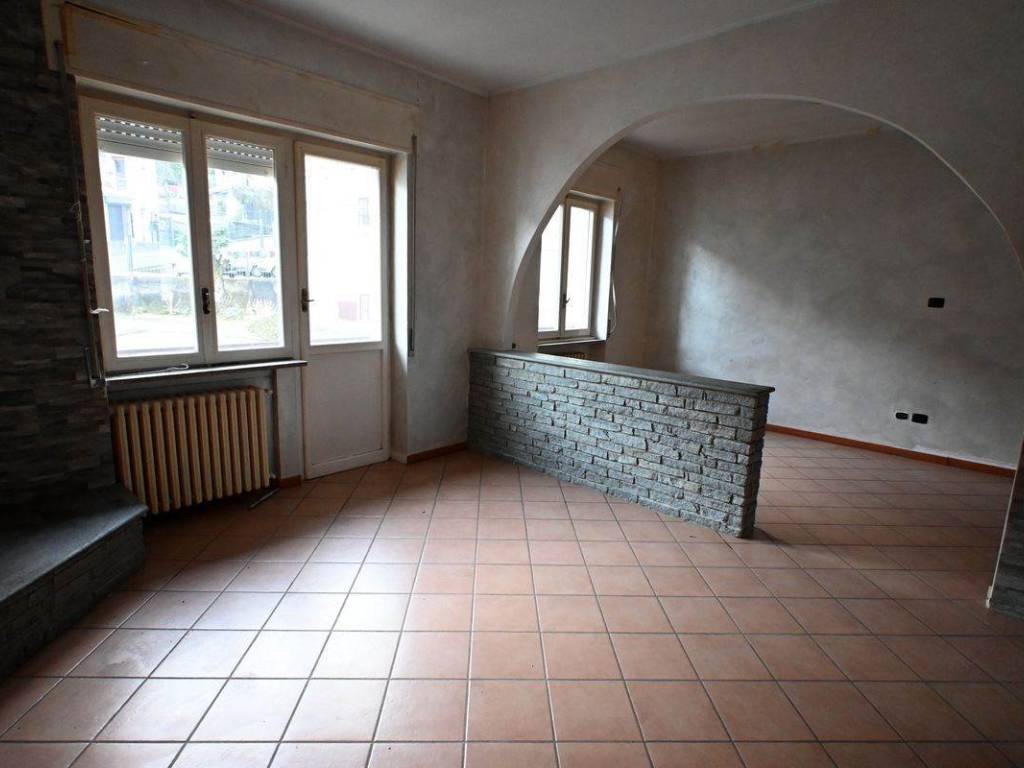 Appartamento a Omegna in Via Alle Cave - Foto 3