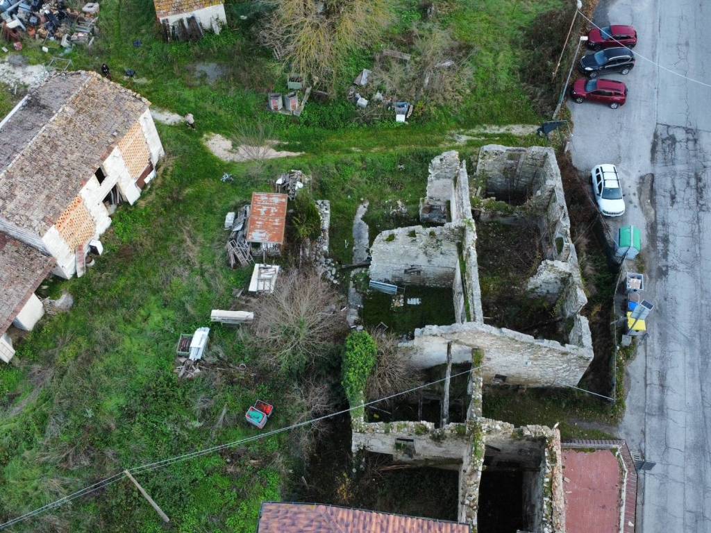 Villa a Cantiano in Via del Campo Sportivo - Foto 2