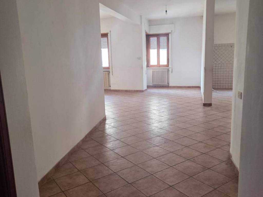 Appartamento a Amaseno in Via Camillo Benso di Cavour, 2 - Foto 5