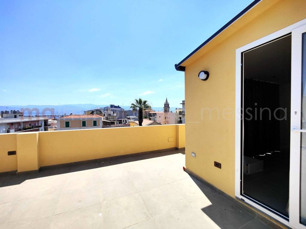 Attico / mansarda a Messina in Piazza Domenico Crisafulli - Foto 3
