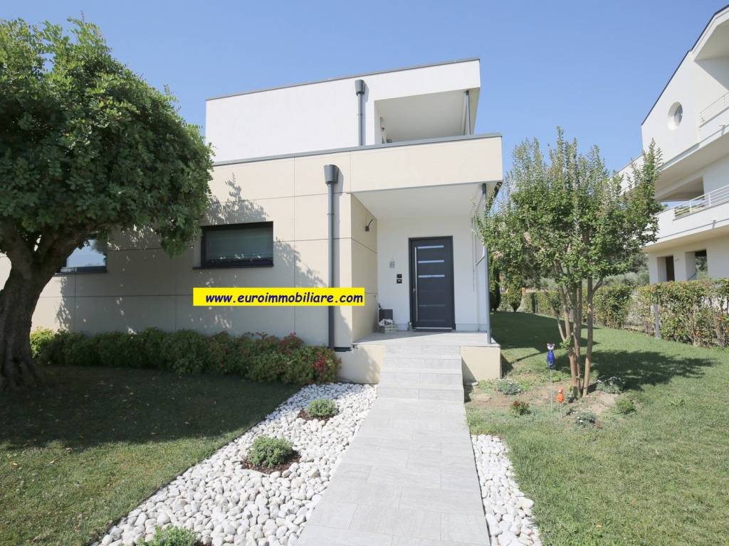 Villa a Pineto in Via Anna Magnani - Foto 2