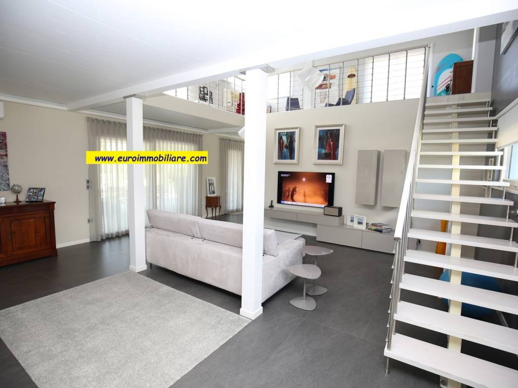 Villa a Pineto in Via Anna Magnani - Foto 3