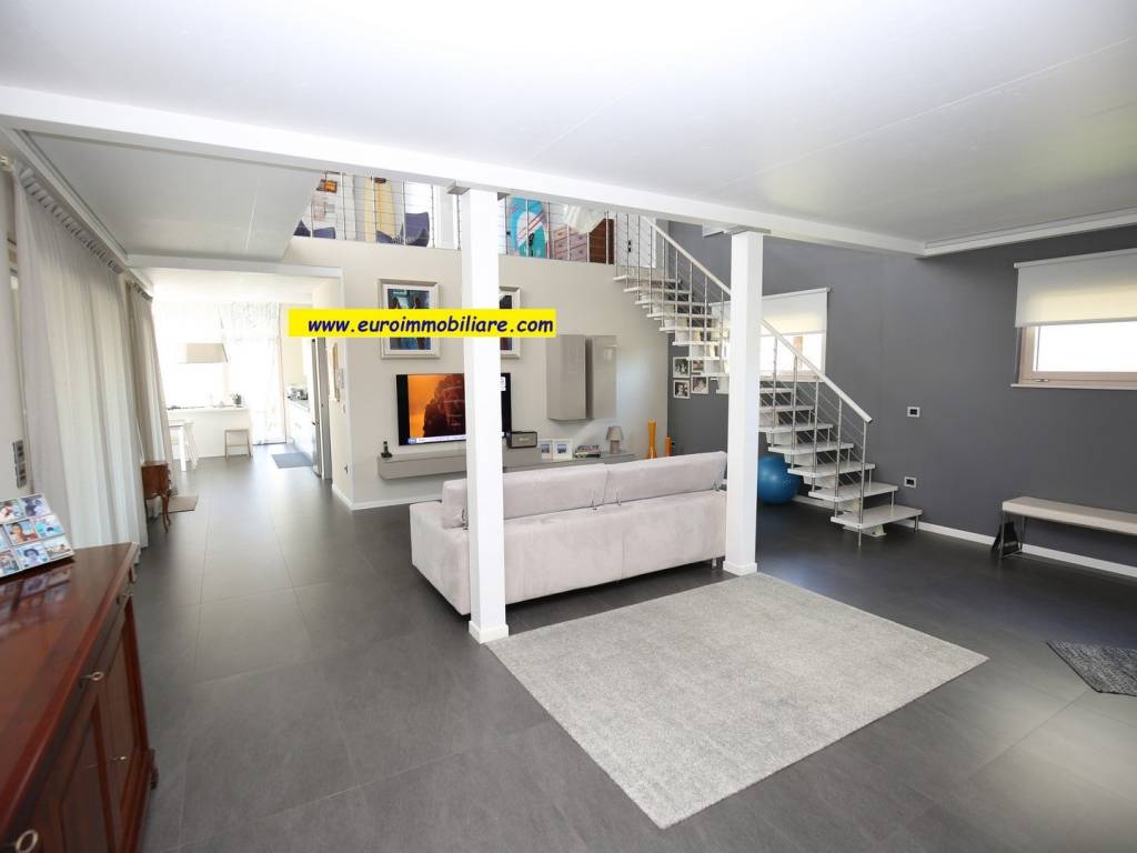 Villa a Pineto in Via Anna Magnani - Foto 4