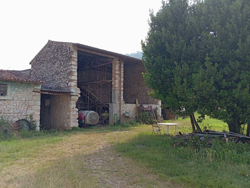 Rustico / casale a Verona in Via Squaranto - Foto 3