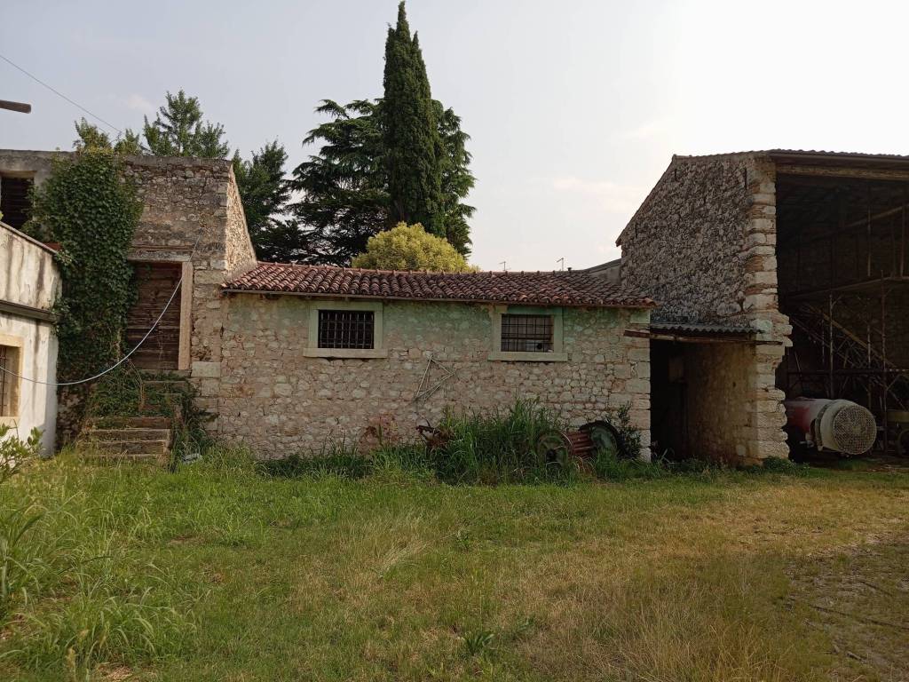 Rustico / casale a Verona in Via Squaranto - Foto 4