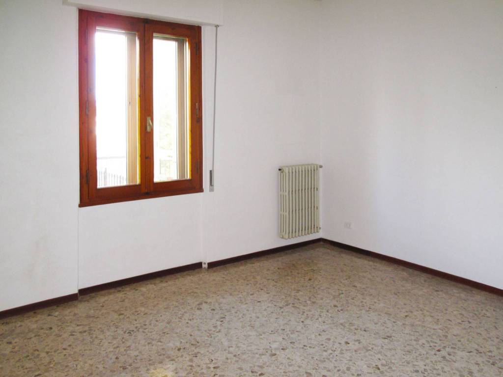 Appartamento a Prato in Via Albano Laziale - Foto 2