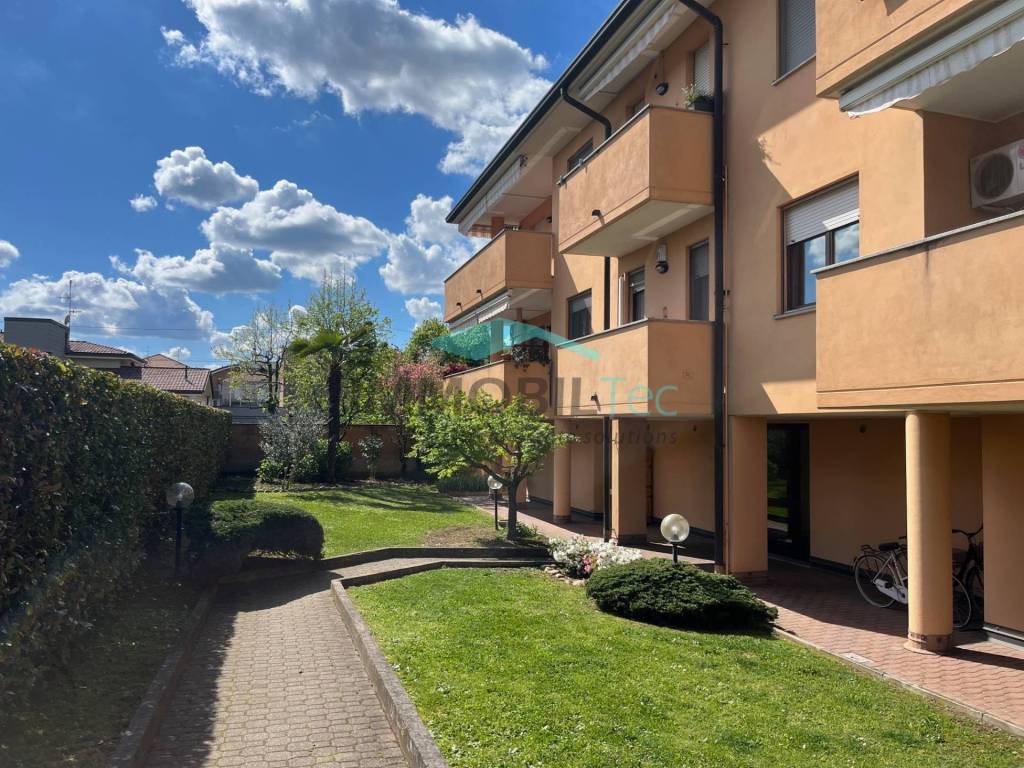 Appartamento a Uboldo in Via Lazzaretto, 22 - Foto 3