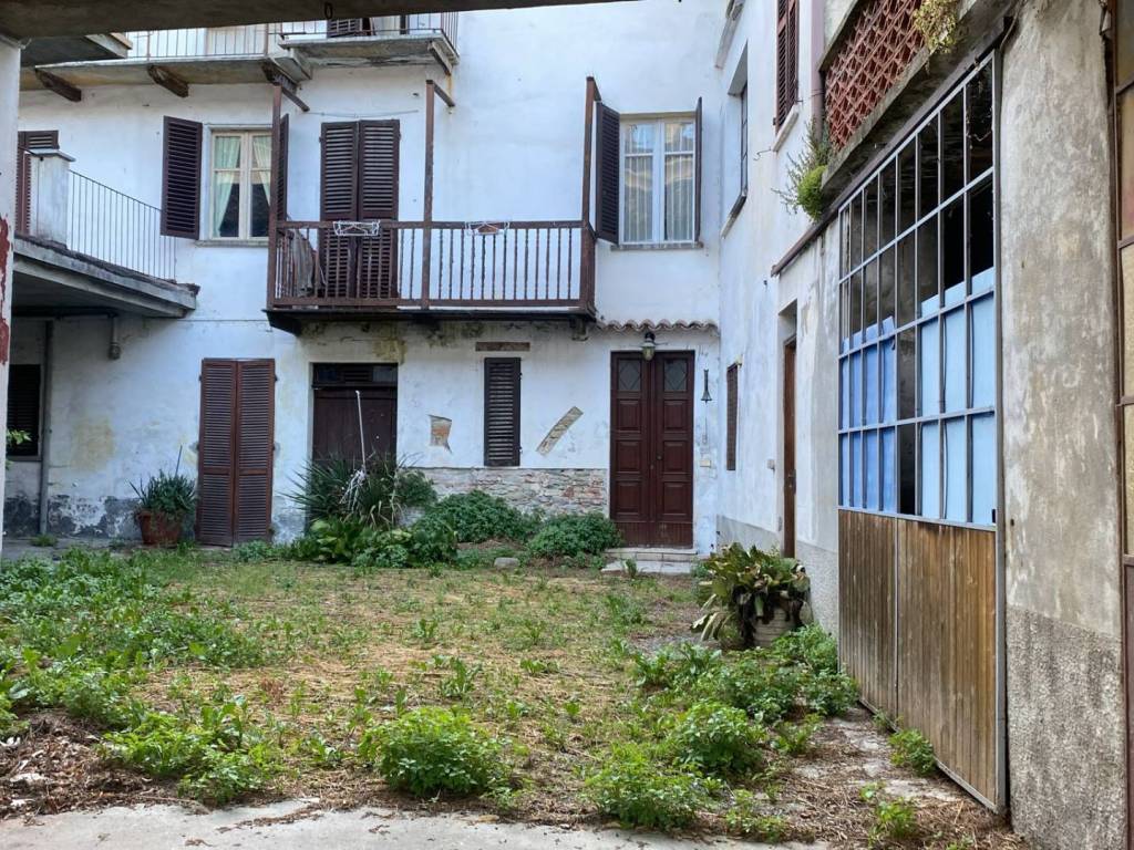 Casa indipendente a Canelli in via Villanuova, 7 - Foto 4