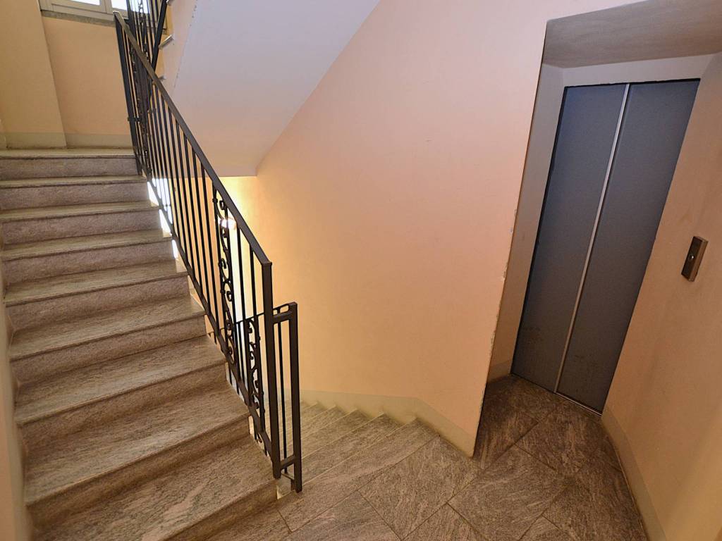 Appartamento a Merate in Via Sant'Ambrogio, 20 - Foto 3