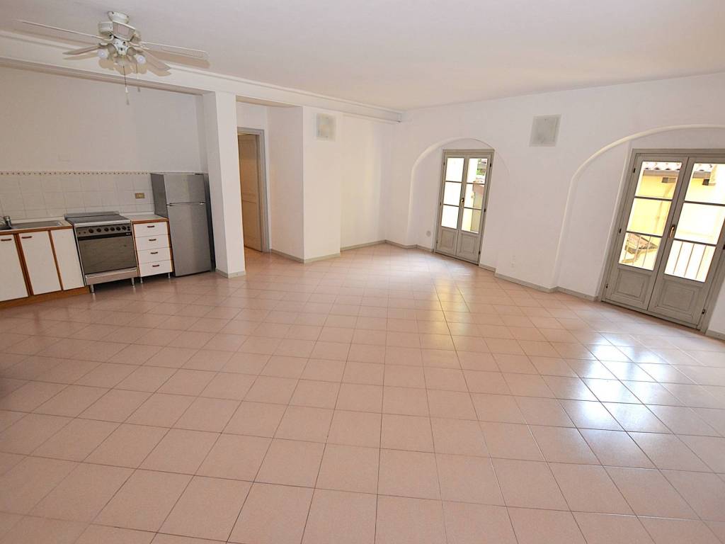 Appartamento a Merate in Via Sant'Ambrogio, 20 - Foto 4