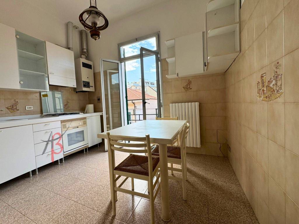 Appartamento a Taggia in Via Paolo Boselli, 19 - Foto 2