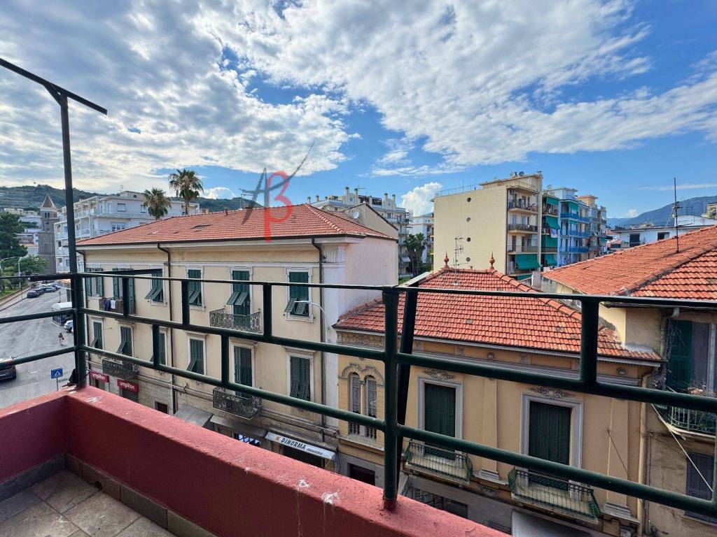 Appartamento a Taggia in Via Paolo Boselli, 19 - Foto 4