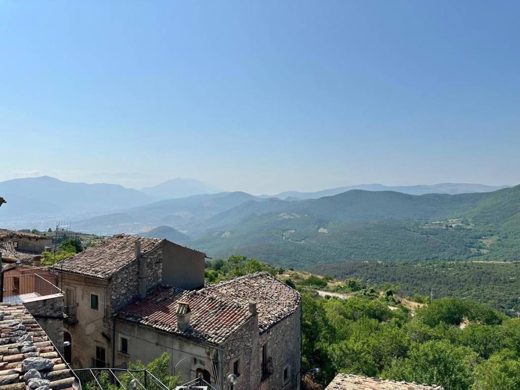Casa indipendente a Castelvecchio calvisio in Via Tre Grotte, snc - Foto 3