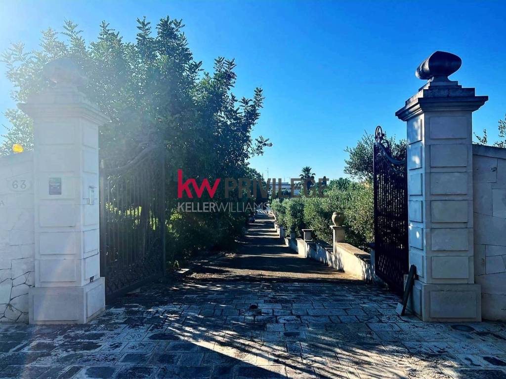 Villa a Martina franca in Strada Cisternino Zona M, 63 - Foto 2