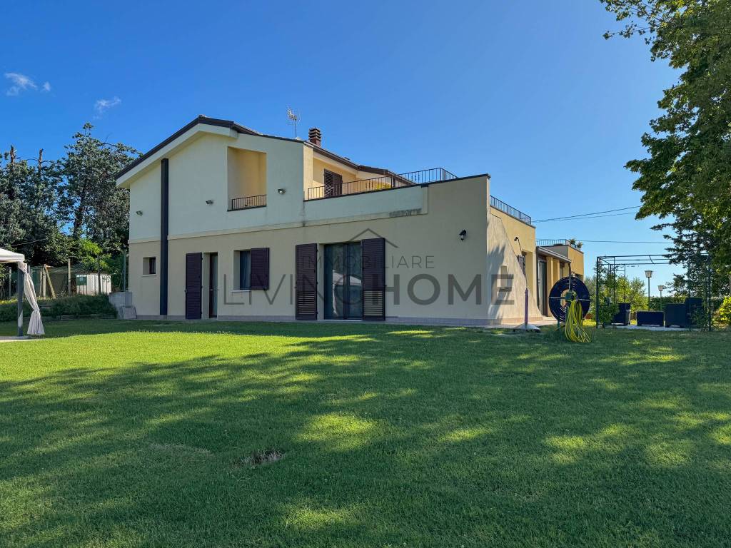 Villa a Rimini in Via Ca' Torsani - Foto 3