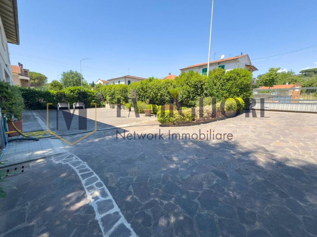 Appartamento a Pistoia in Via del Poggio di Arcigliano - Foto 4