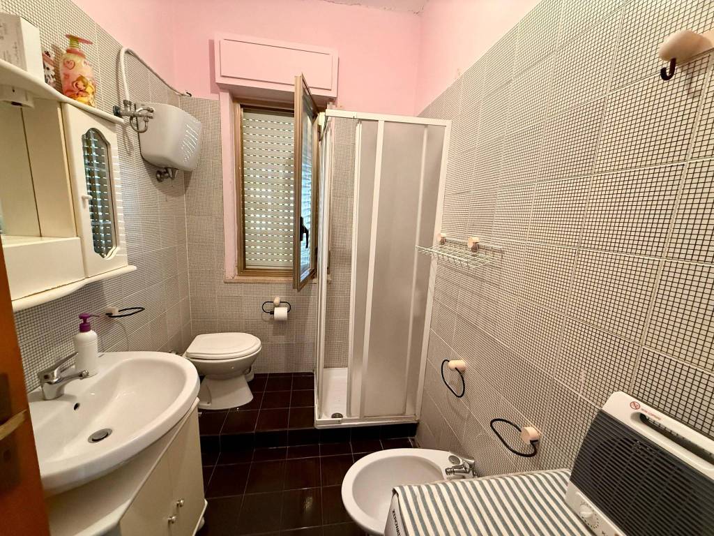 Appartamento a Lamezia terme in Via Ginepri, 71 - Foto 5