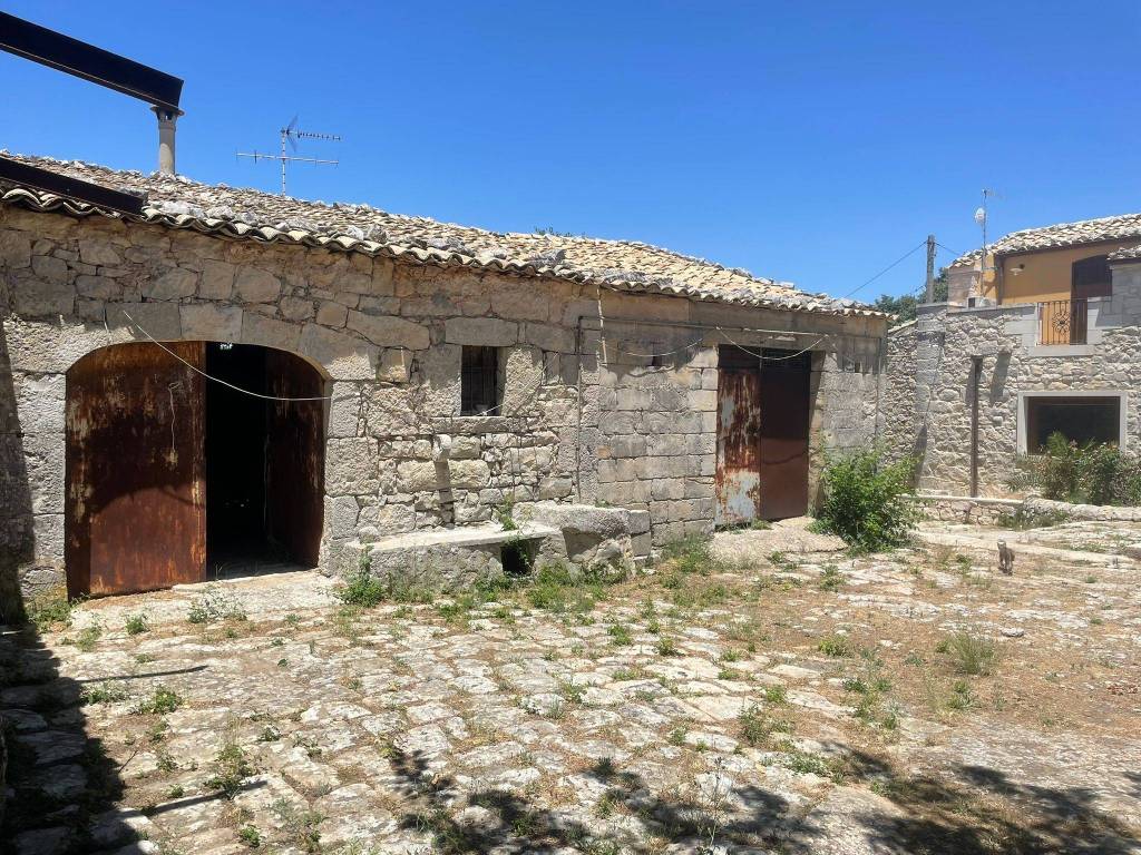 Casa indipendente a Ragusa in Contrada Tribastone - Foto 4