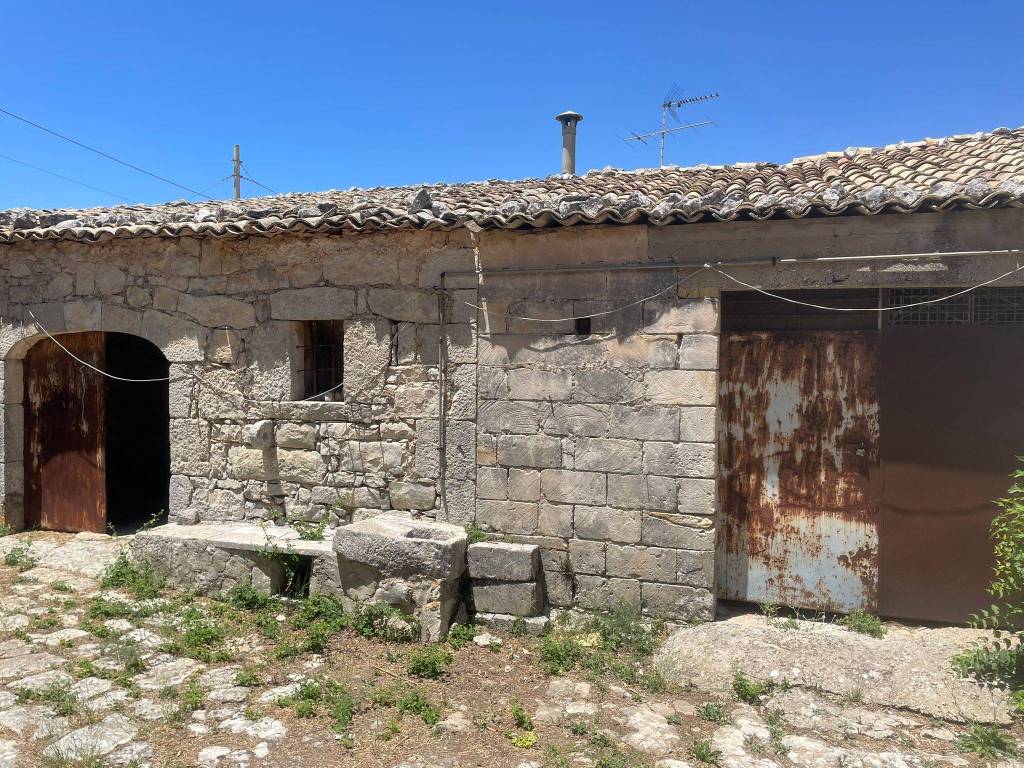 Casa indipendente a Ragusa in Contrada Tribastone - Foto 5