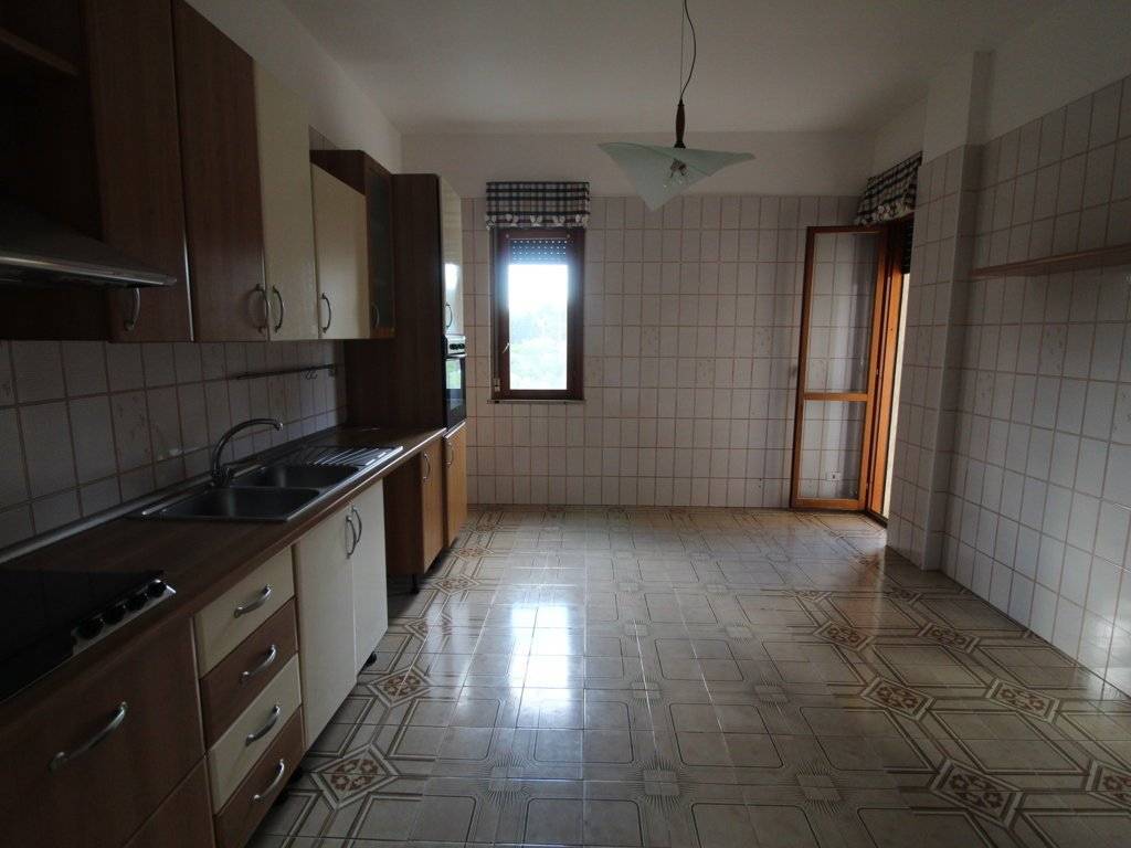 Appartamento a Grottaglie in Via Francesco Bacone, 1 - Foto 2