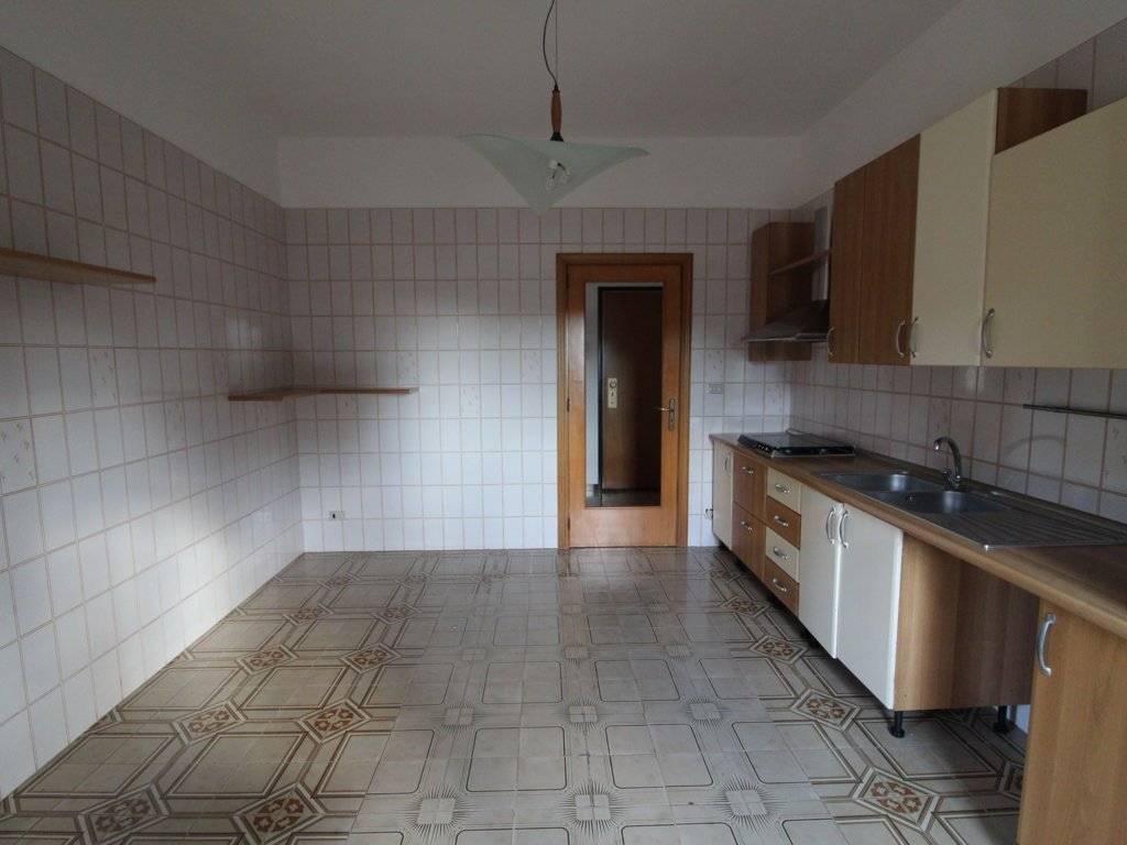 Appartamento a Grottaglie in Via Francesco Bacone, 1 - Foto 5