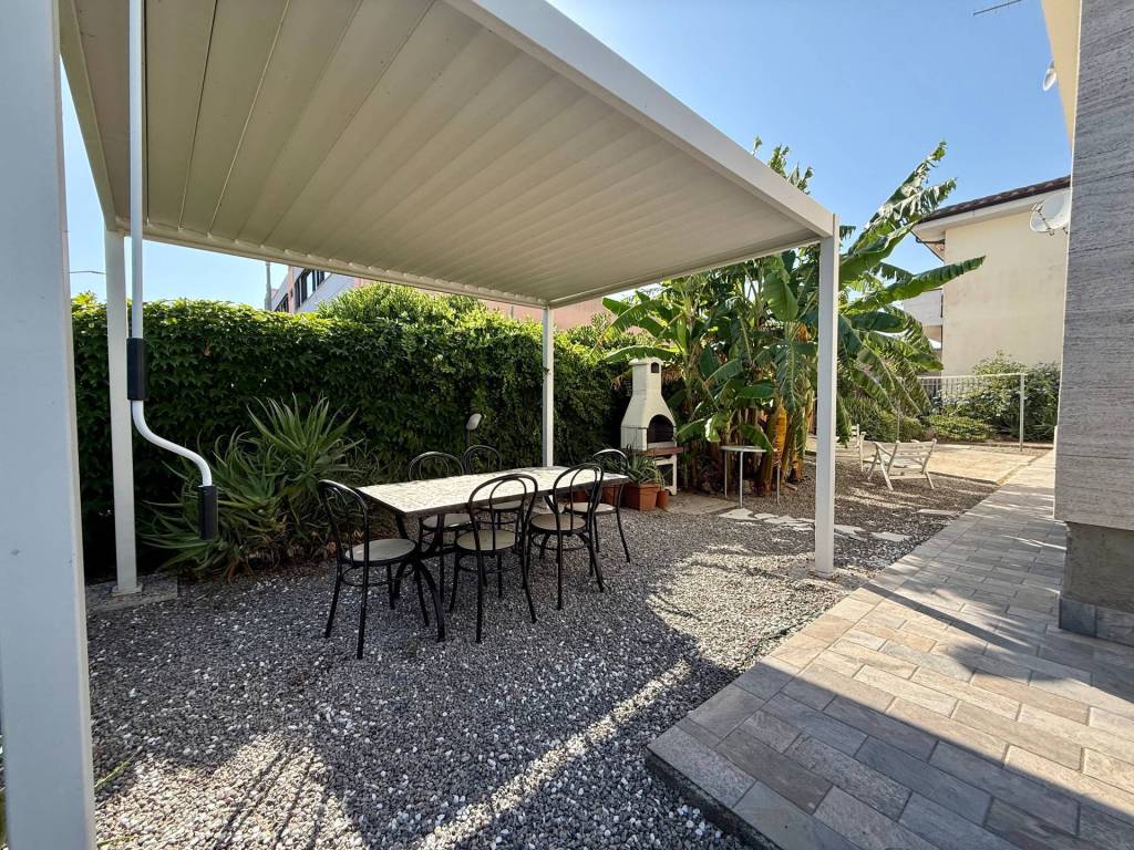 Villa a Orbetello in Lungo Lago Bruno Buozzi - Foto 3