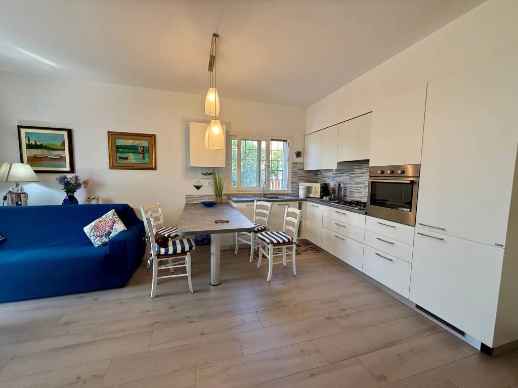 Villa a Orbetello in Lungo Lago Bruno Buozzi - Foto 5