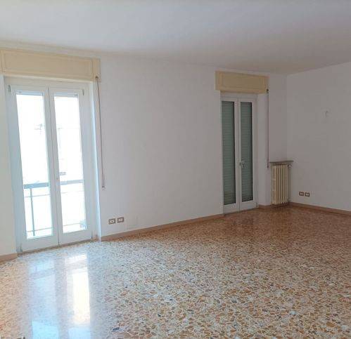 Appartamento a Piacenza in Via Casteggio - Foto 2
