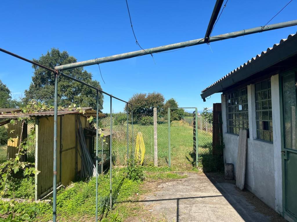 Terreno a Samarate in Via Leonardo da Vinci, 151 - Foto 3