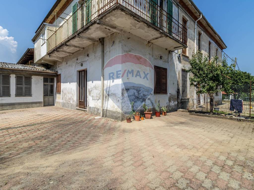 Casa indipendente a Zubiena in via Tealdi, 12 - Foto 2