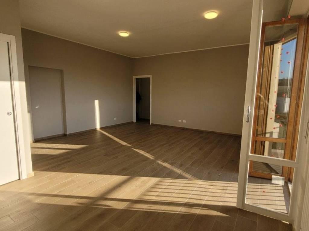 Appartamento a Jesi in Via del Tornabrocco - Foto 2