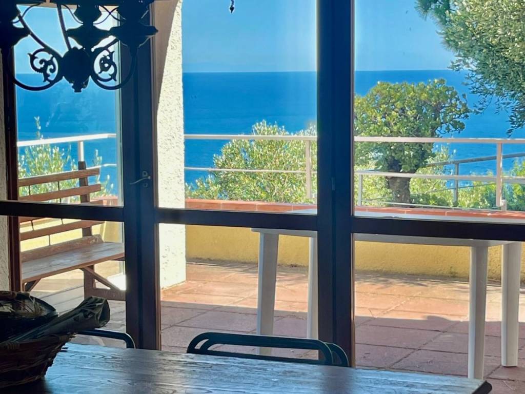 Villa a Imperia in Strada Civezza - Foto 3