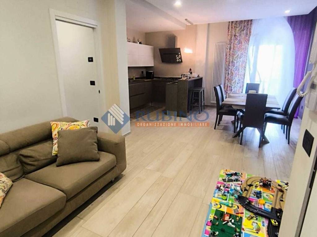 Appartamento a Trani in Via Vittorio Malcangi, 348 - Foto 4