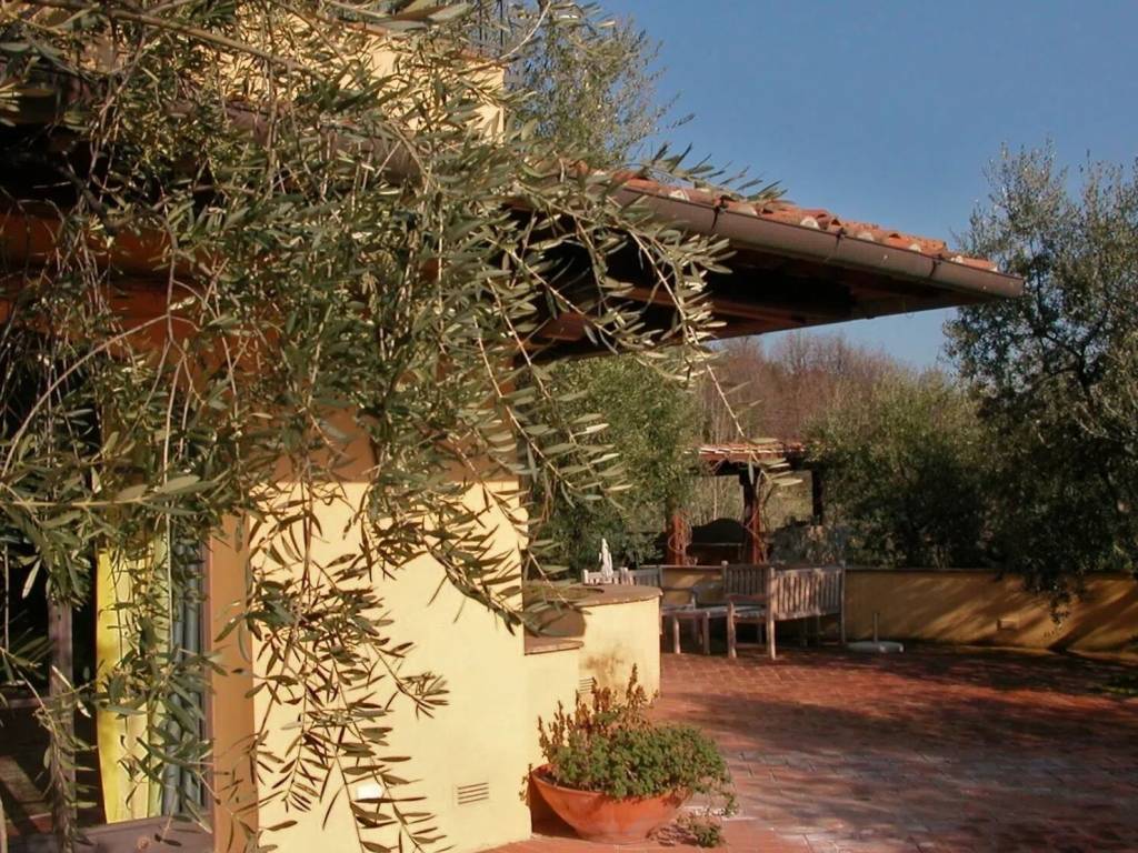 Villa a Poggio a caiano in Via Della Petraia S.N.C. - Foto 2