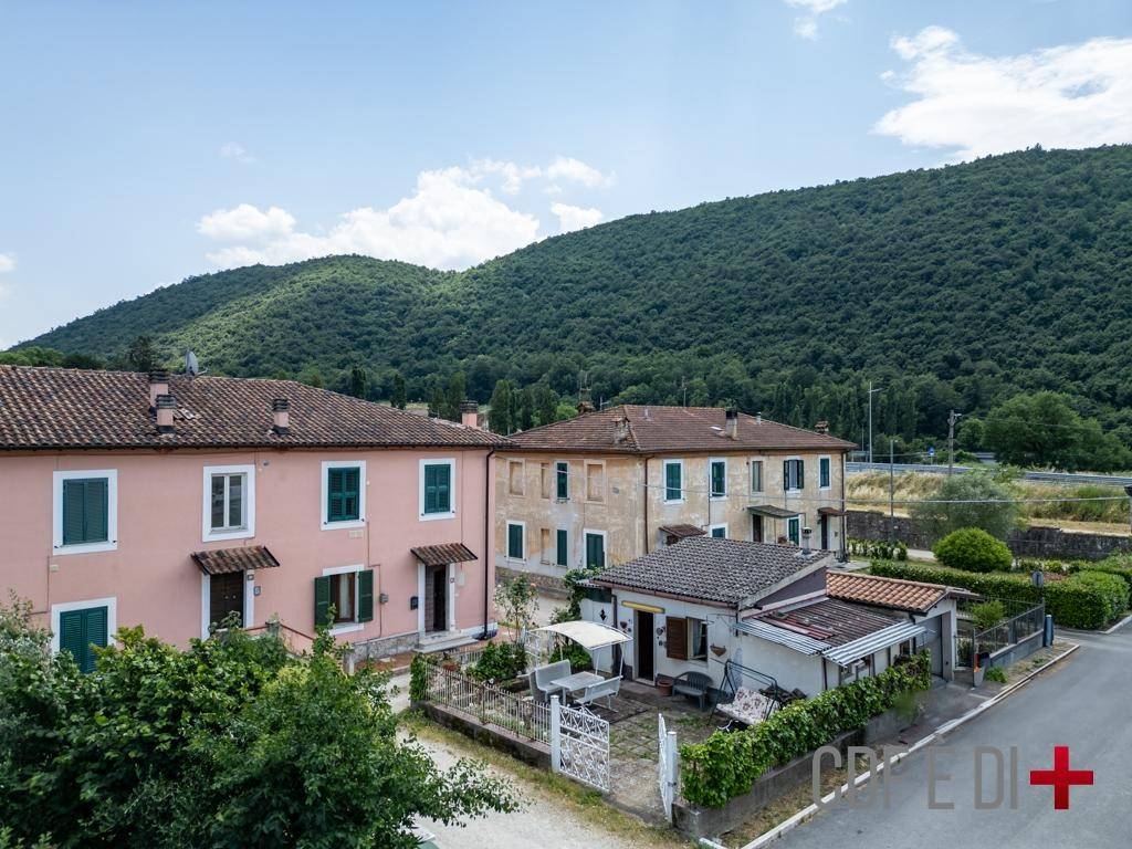 Appartamento a Rieti in Piazza Unità d'Italia - Foto 4