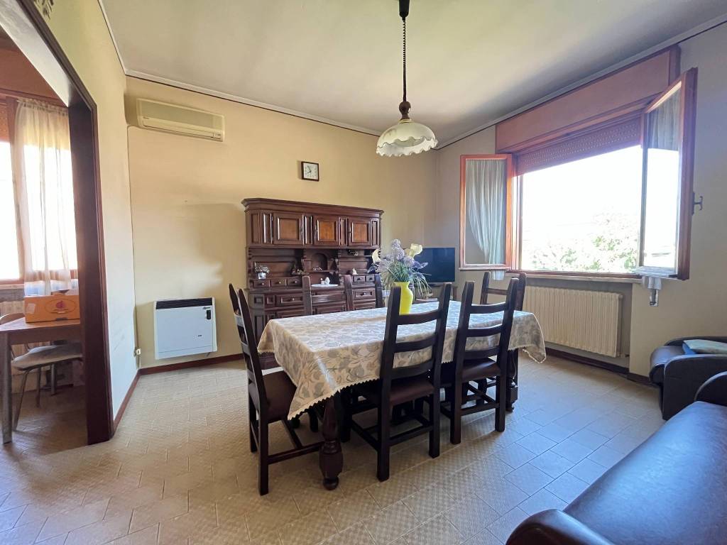Villa a Moglia in Via Giuseppe Garibaldi, 48 - Foto 3